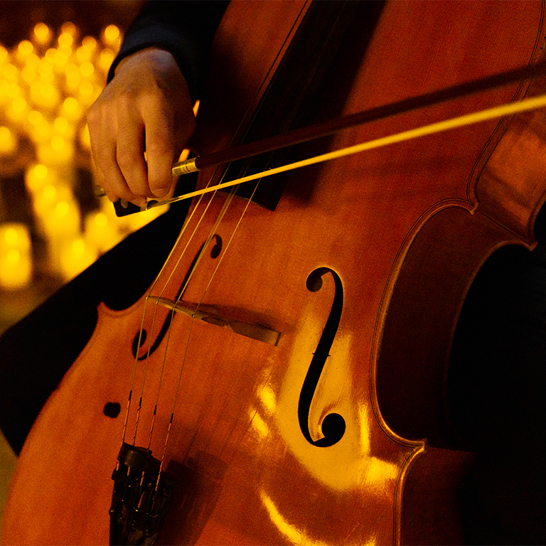 Candlelight Tribute to Oasis